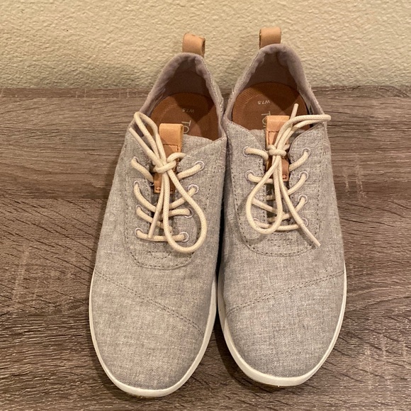 Toms Shoes Toms Shoes Poshmark